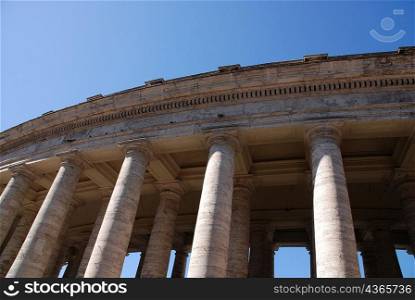 Colonnade, Rome
