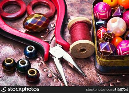 Colorful beads and working tool