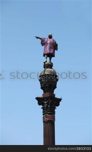 Columbus statue in T-shirt of FC Barcelona
