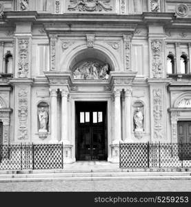 column old architecture in italy europe milan religio and sunlight