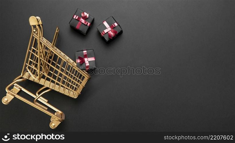 composition black friday shopping cart with copy space