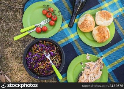 composition picnic food wine