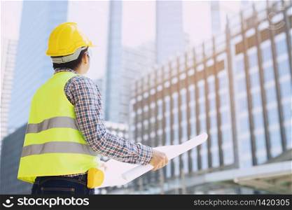 Construction engineer is planning for the project owner.
