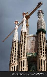 construction of the cathedral in barcelona