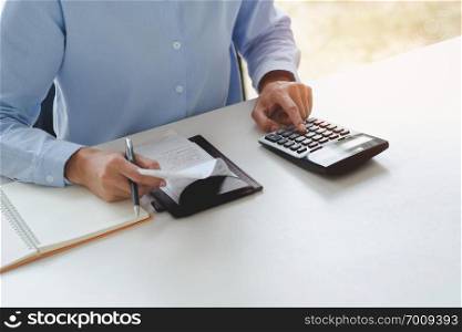 Consult financial calculating fee, tax, valuation in an office