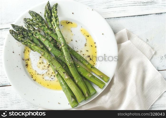 Cooked asparagus on the plate