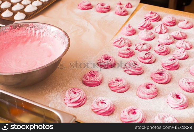 Cooking of a fruit pink marshmallow - zephyr. Home cooking marshmallow