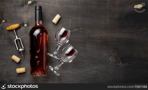 Copy space tray with wine bottles