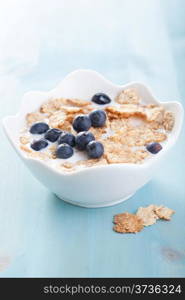 cornflakes with blueberry