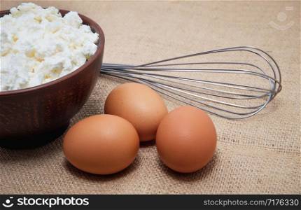 Cottage and eggs