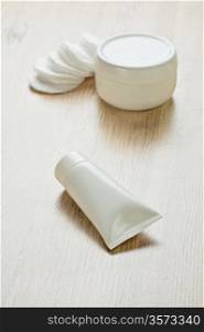 cotton pads tube and jar