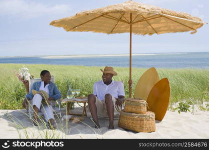 Couple enjoying at a picnic