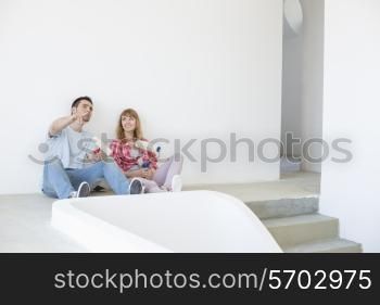 Couple getting ready to paint