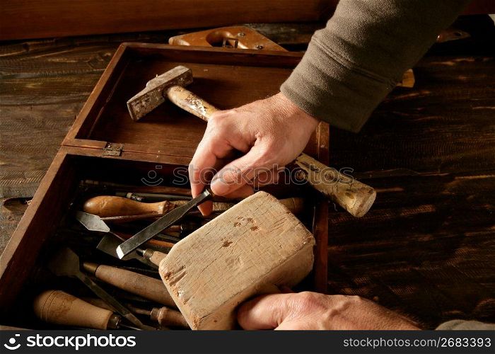 craftman carpenter hand tools artist craftmanship