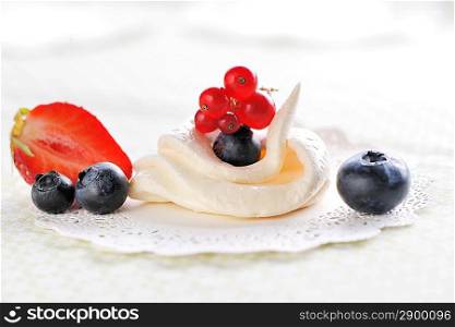 Cream meringues, delicious french dessert