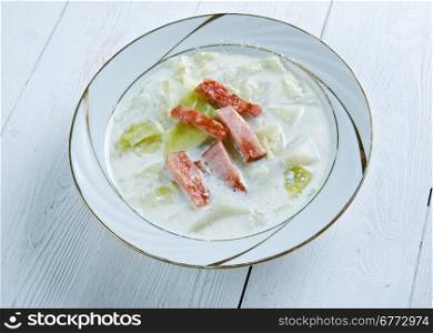 Creamy Reuben Soup - American soup with cabbage and cream