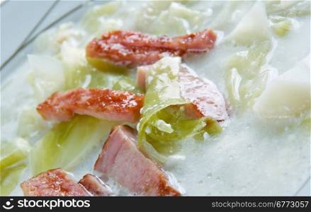 Creamy Reuben Soup - American soup with cabbage and cream