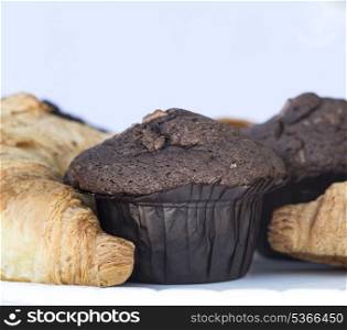 Croissant and muffin