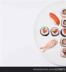 crop plate with set sushi