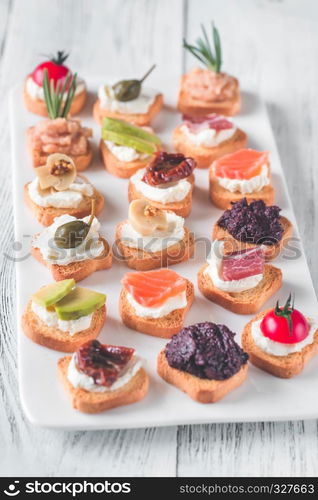 Crostini with different toppings