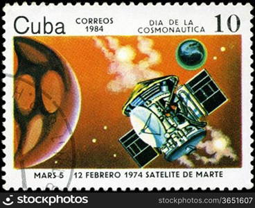 CUBA - CIRCA 1984: stamp printed by Cuba, shows Cosmonautics Day - February 12, 1974 Mars 5 satellite of Mars, circa 1984