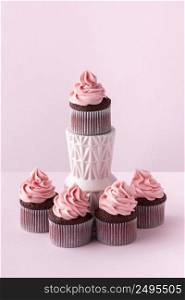 cupcakes arrangement with pink cream