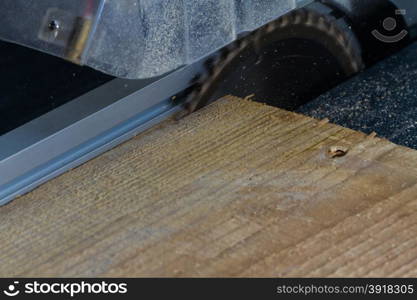 cutting pine-tree boards with circular saw