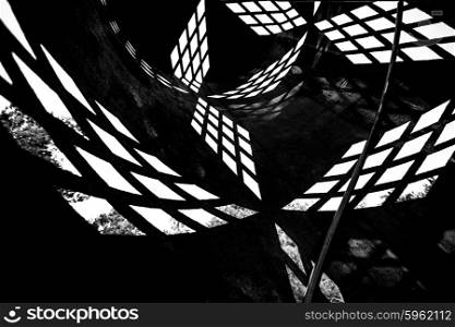 dark black and white geometric background