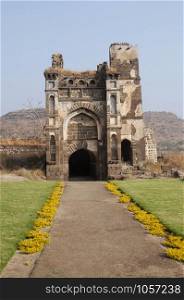 Daulatabad fort, inside building structure, in Aurangabad district, Maharashtra. Daulatabad fort, inside building structure, Aurangabad, Maharashtra