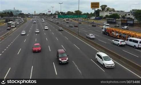 Daylight freeway traffic in Buenos Aires, Argentina 2016
