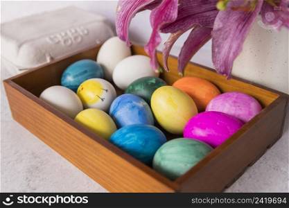 decorated eggs tray
