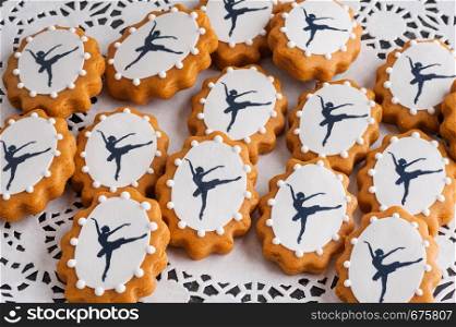 decorative gingerbread with a ballerina on a lace napkin