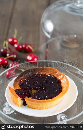 Delicious cheese cake with delicious cherry jam
