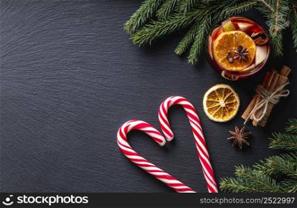 delicious mulled wine concept with copy space 5