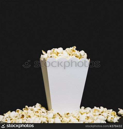 delicious popcorn box ready be served