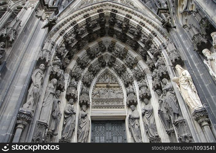Details of stone figures on the facade of the cathedral, Cologne, North Rhine Westphalia, Germany, Europe