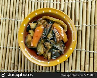 Di san xian - Chinese dish made of stir-fried potatoes, aubergine (egg-plant) and sweet peppers