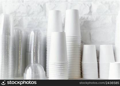 disposable coffee cups arrangement