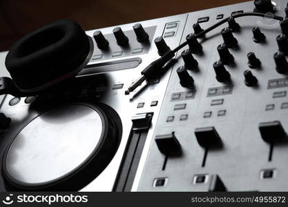 dj mixer. Dj mixer equipment to control sound and play music