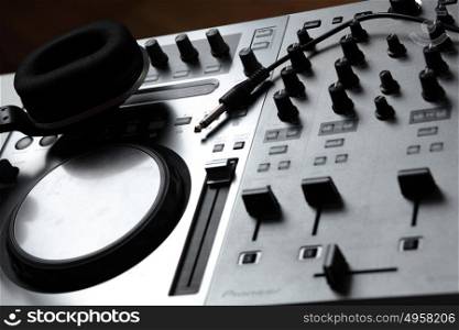 dj mixer. Dj mixer equipment to control sound and play music