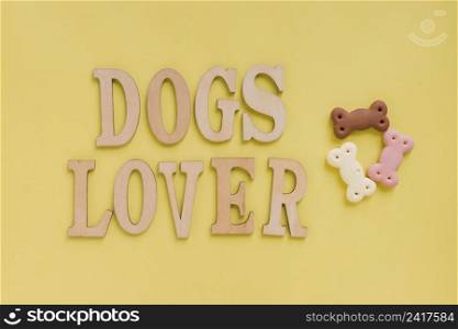 dogs lover lettering with treats