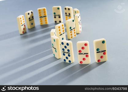 Domino effect with many pieces