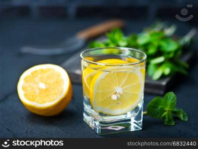 drink with lemon and lime, detox drink