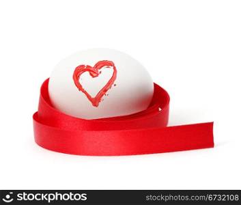 easter egg with heart paint