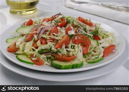 Easy cabbage salad, cucumber and tomato