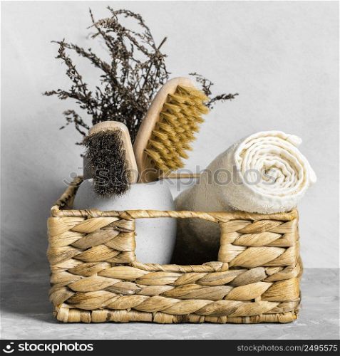 eco friendly cleaning products set basket with brushes