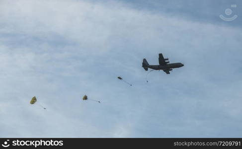 Ede,Holland,20-sept-2019:The airborne commemorations on Ginkel Heath with para drops with hundreds of parachutists dropped from hercules and dakota remebring the 75 year of operation market garden. operation market garden remembering