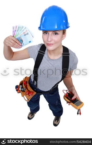 Electrician with a handful of cash