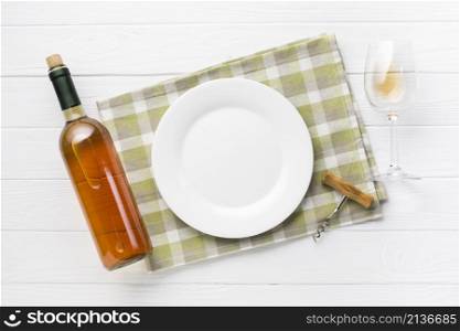 empty plate with brandy wine