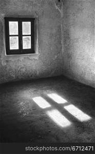 Empty room with window